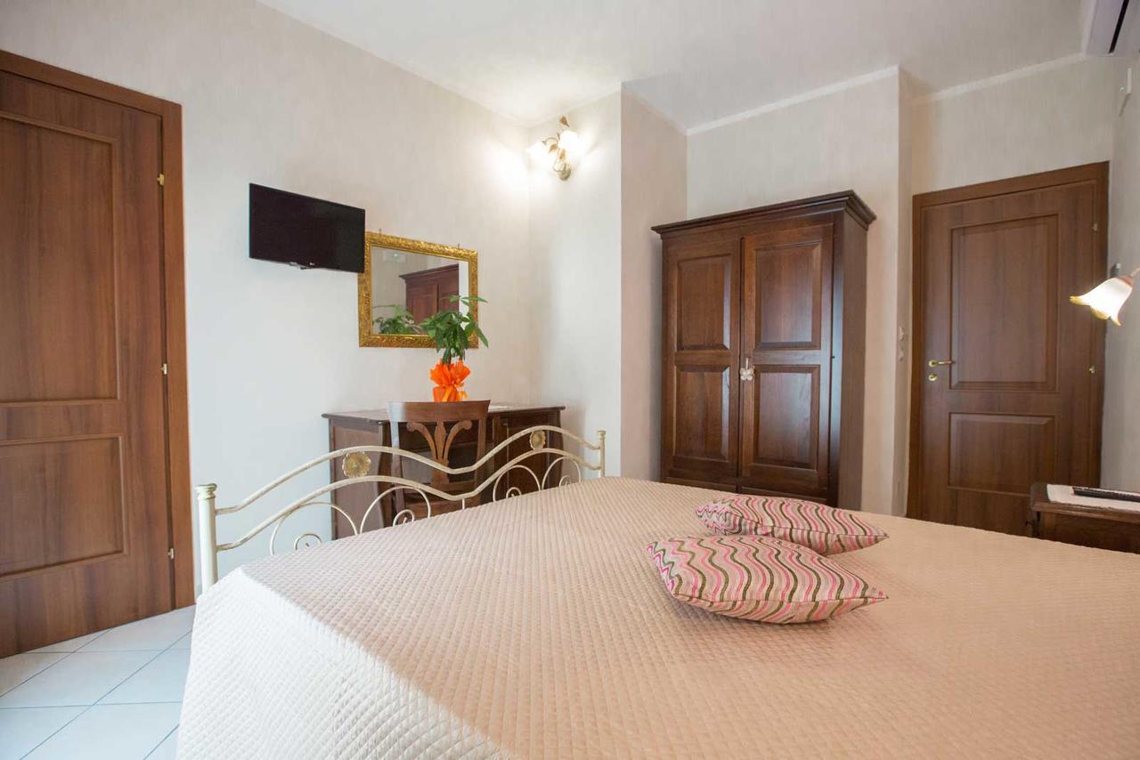 B&B Le Due Gioie Taviano  Exteriör bild