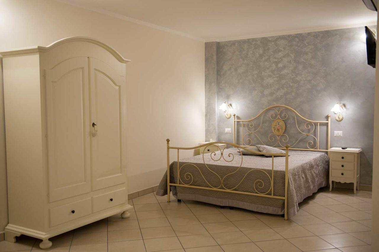 B&B Le Due Gioie Taviano  Exteriör bild
