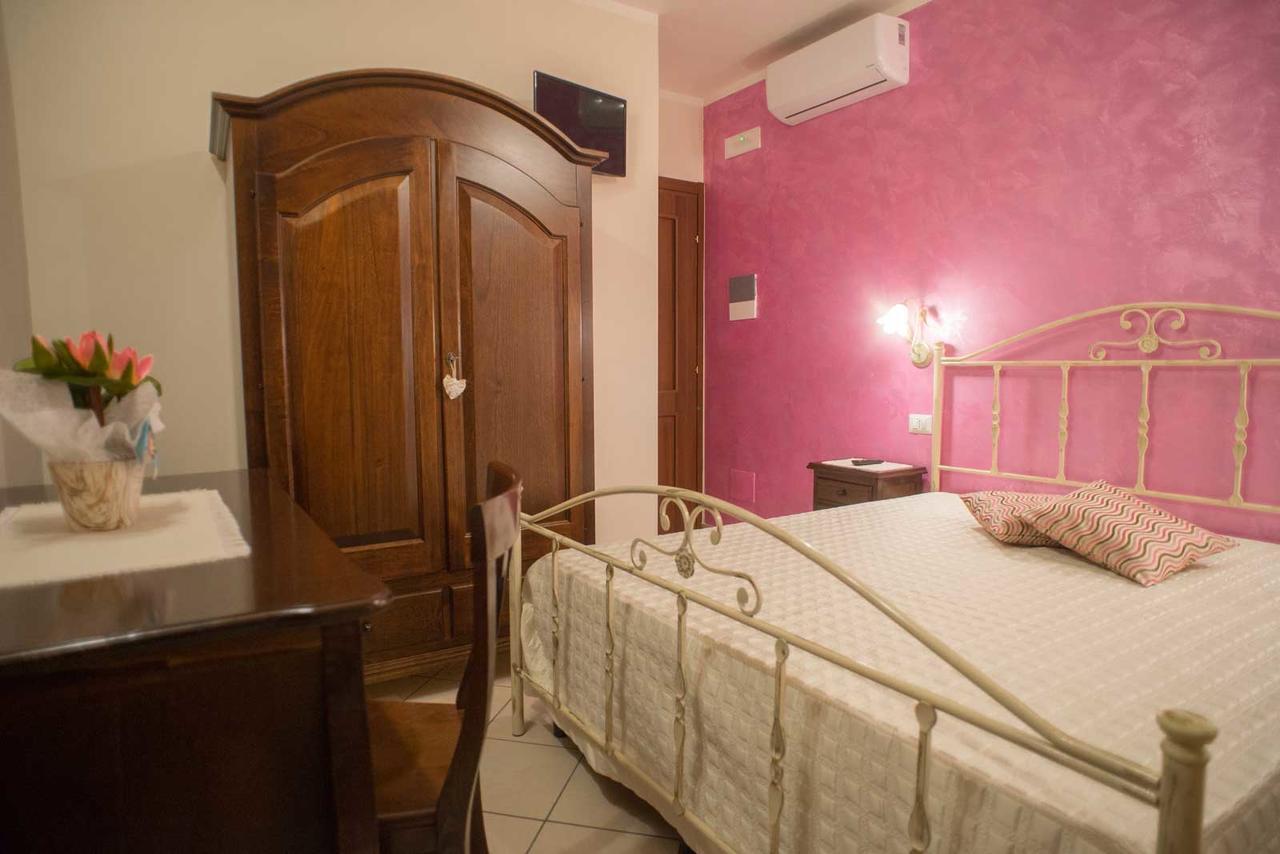 B&B Le Due Gioie Taviano  Exteriör bild